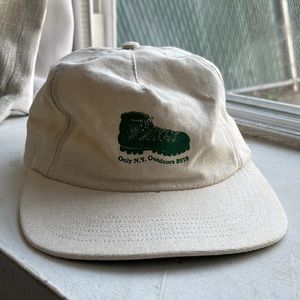 ONLY NY TAKE-A-HIKE POLO HAT